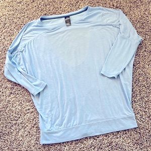 Blue workout 3/4 sleeve top